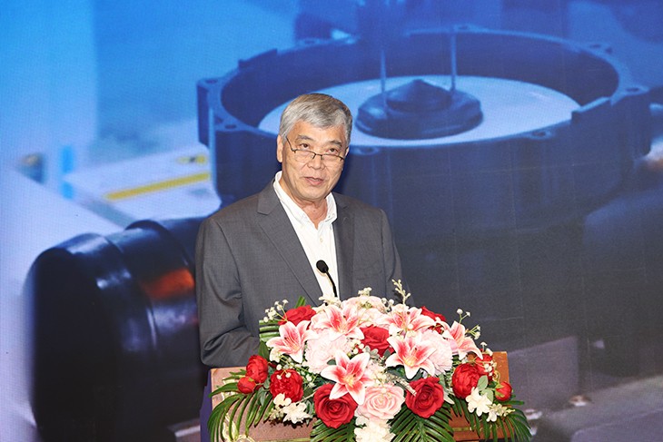 1764299174737619.jpg 3名誉董事长发言.jpg